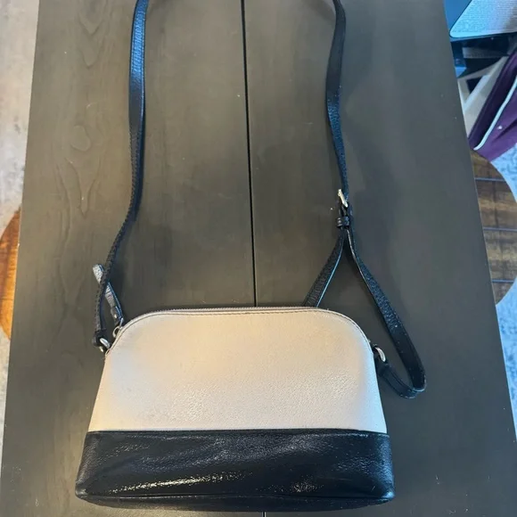 Kate Spade Black and Cream Crossbody Bag - Picture 2 of 8